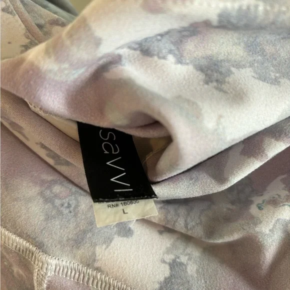 Savvi Lifestyle Co. Women’s Opal Light Camo Camouflage Leggings Large - Picture 2 of 3